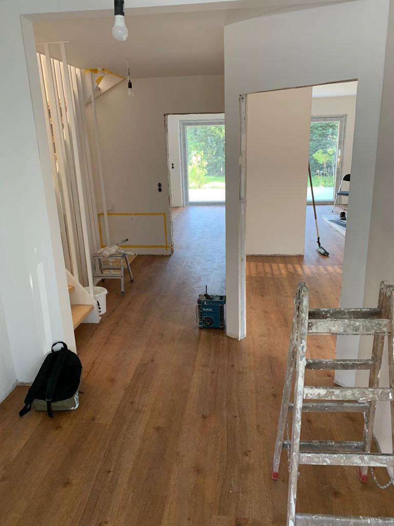 Der neue, hochwertige Parkettfussboden